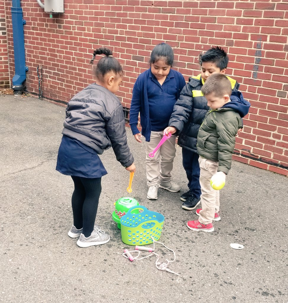 WPSMissBond's tweet photo. Enjoyed some fresh air on the day before teacher convention. Loved seeing these kids' imaginations come to life, while realizing I need a never-ending supply of bubbles. #wpsrocks #prek #bubblesforever #bowling #jumpropes #hulahoops https://t.co/ALc15RCJ3T