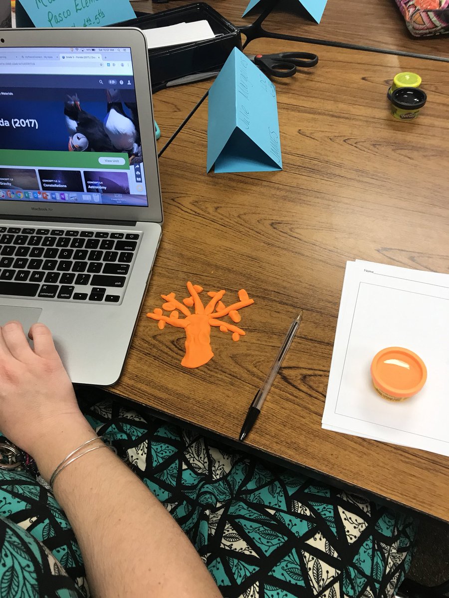 LiteracywithV's tweet image. Creating something from play-doh about life sciences, researching and writing about it! #multiplepathways #multisensorylearning @clough6 @TressaLima