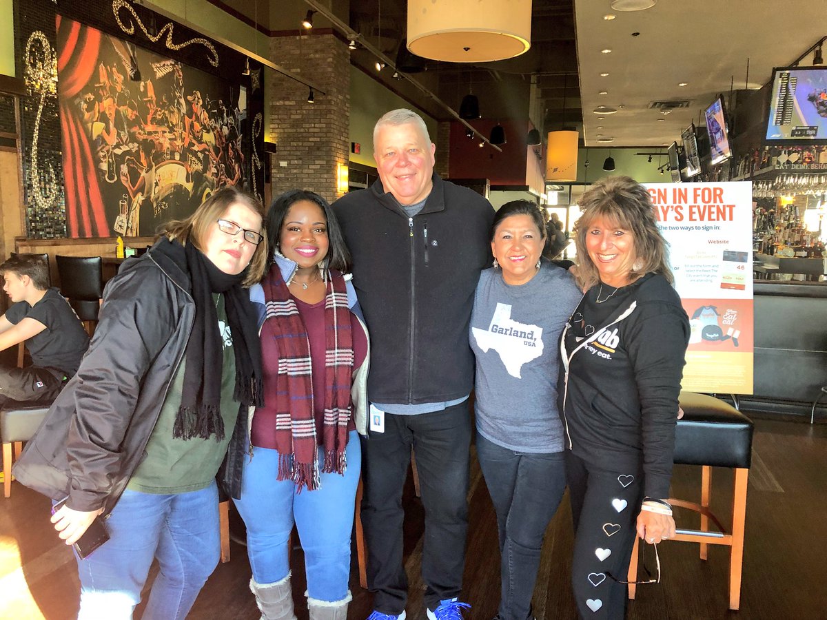 MPA_Jaguars's tweet photo. VOLUNTEERS from @gisdnews working @TangoTab on a Saturday morning!! @LCHS_Patriots @NFHS_Rangers @SHS_Mustangs and MPA! #MPAmakesadifference https://t.co/3aWSNkJLe2