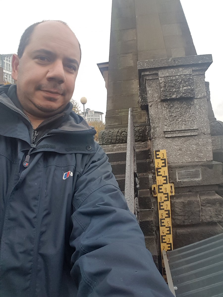 Meloquin_'s tweet photo. Managed to find 3 virtual #geocaches today #workcaching in Dusseldorf! Some strange logging requirements needed to claim! https://t.co/zbVAK1loO5