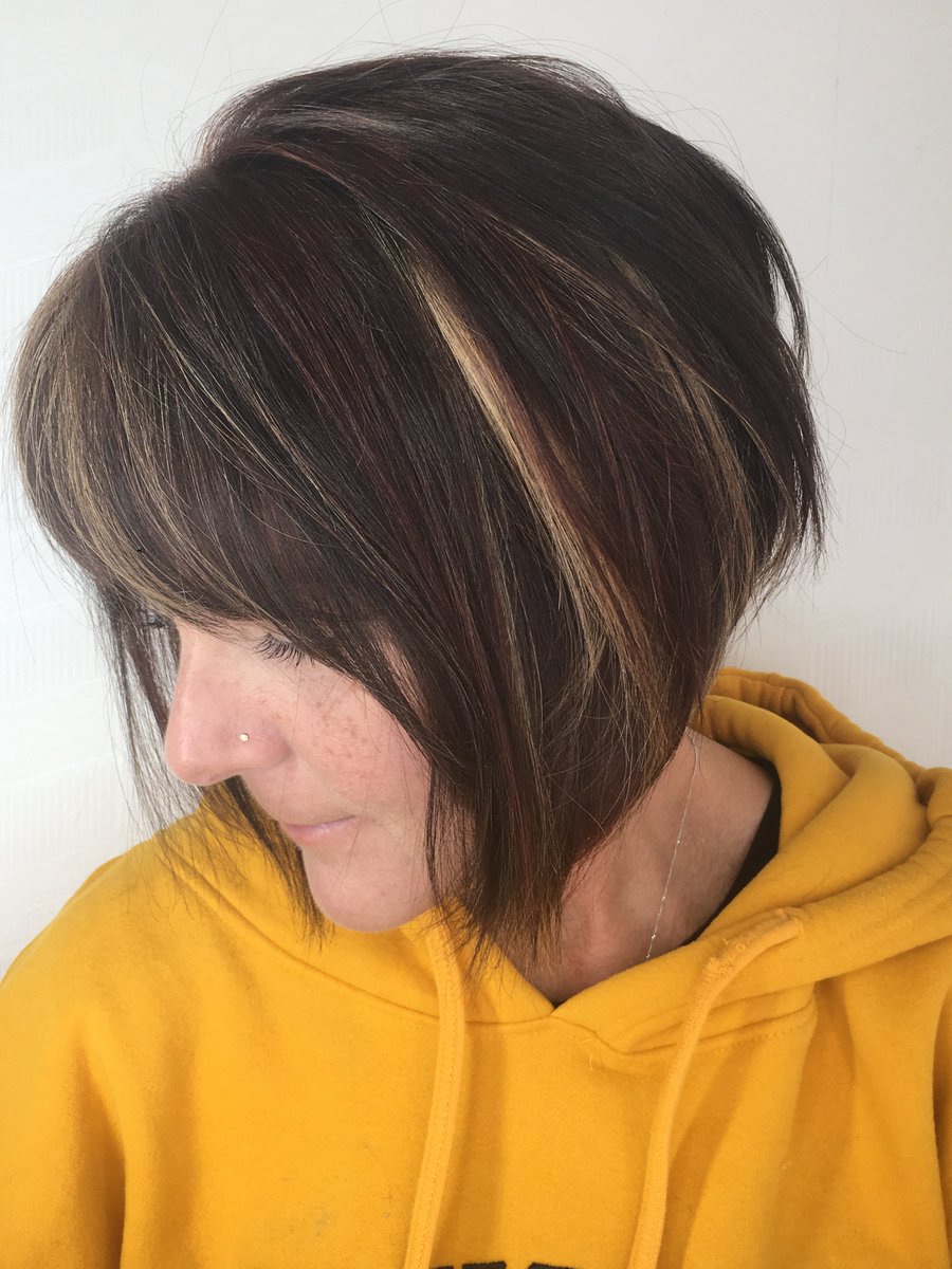 Studio237Salon's tweet image. Amp up your dark hair with some colour #Studio237 #DawnGordon237 #fall