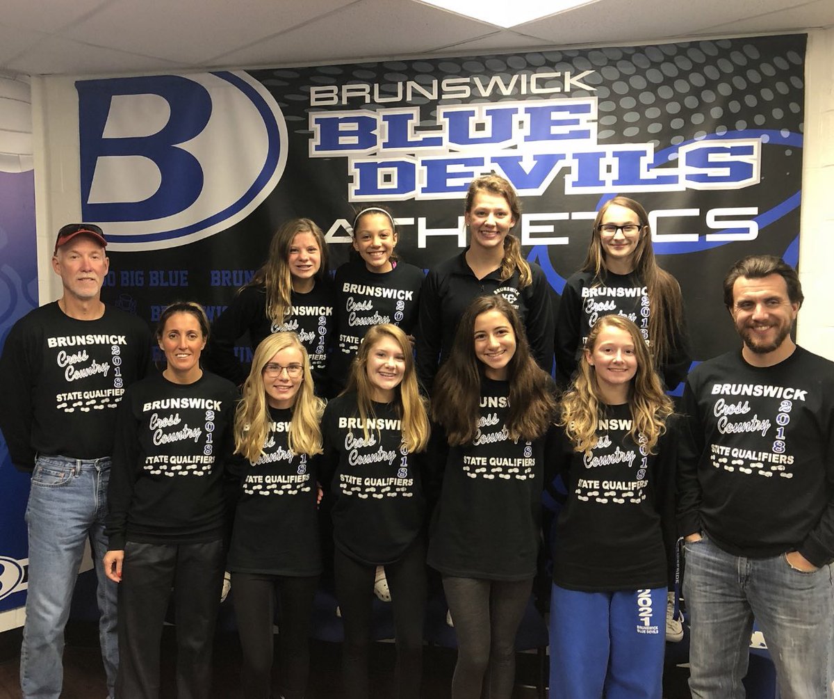 Goodluck to our girls today as they race at the STATE MEET!!!! #10Peat