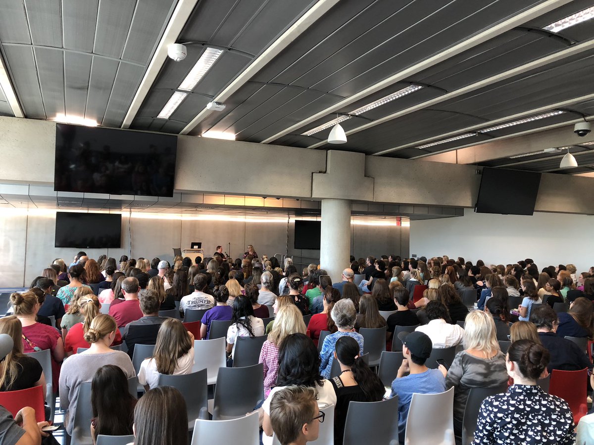 Changing Hands Kids And Teens On Twitter A Full Room Of Rapt