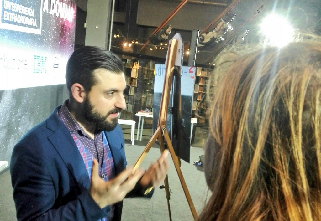 Un grande @vanni_deluca prima, durante e dopo il suo evento, con cui ci ha dimostrato le potenzialità di una mente allenata e dei metodi per allenarla. Non mettiamo limiti al nostro cervello!
#FocusLIVE