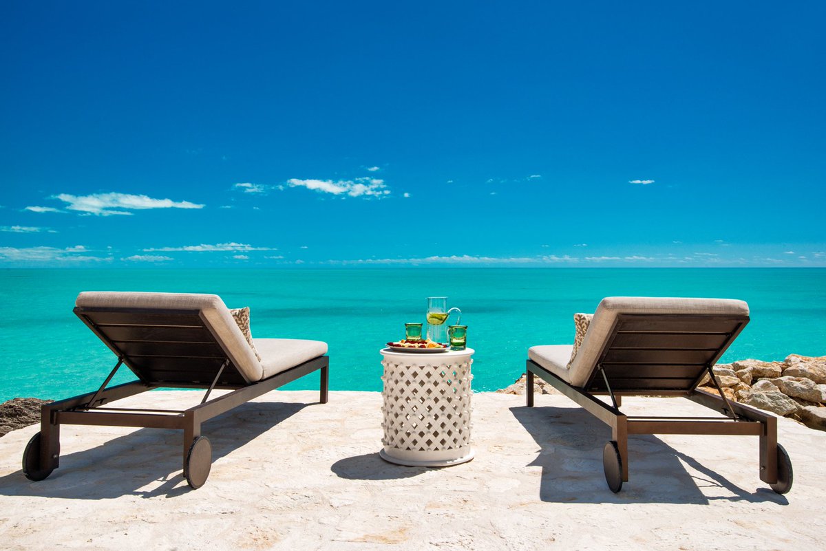 Up to 25% off Turks &amp; Caicos Villa
Winter is coming! Travel between November 8 - January 31 to save up to 25%  with non-stop flights from $300 round trip. Call our reservation team +1 (649) 431-1234 and mention Winter Special or email info@tkcavacationrentals.com