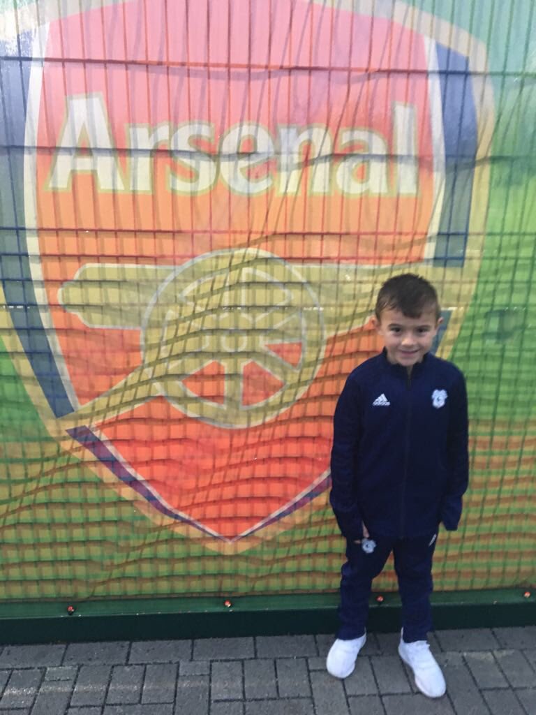 HelenDawes8's tweet photo. @CoedGlas Harry had the experience of playing for Cardiff City U7s v Arsenal today at Arsenal ⚽️ https://t.co/8zCVnjjdDP