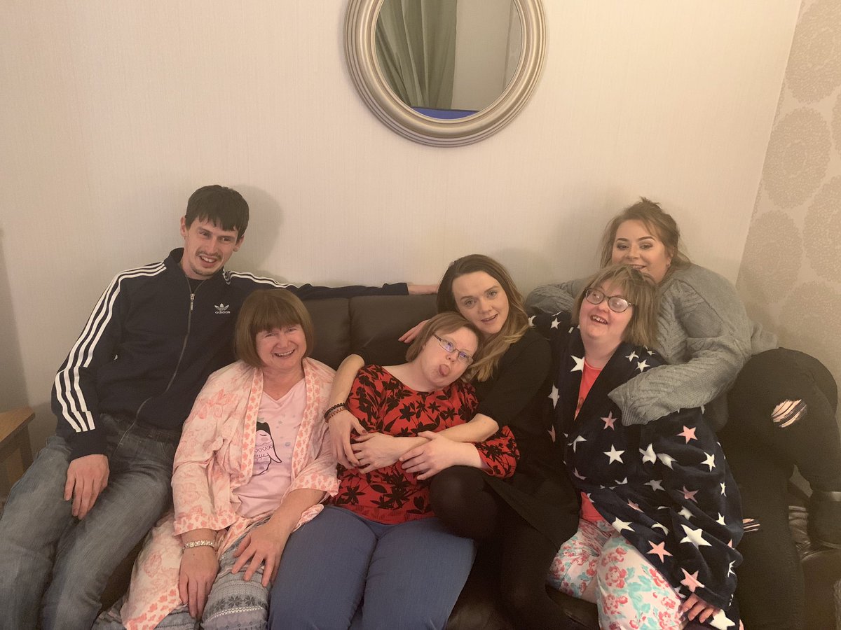 It’s very cosy on the Wardend sofa tonight 😂
#GroupSelfies #Cheese #TeamWardend #TeamMoray