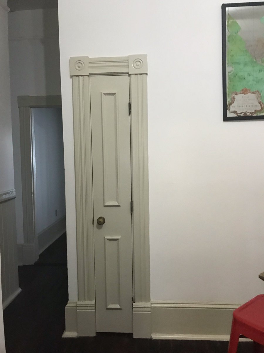 LegendsInfamous's tweet photo. My wife is staying at an air b&b.
Shes obsessed with this tiny closet.
Writer friends, what is it for?
#wife #writing #tinycloset https://t.co/qaWaAIL1JG