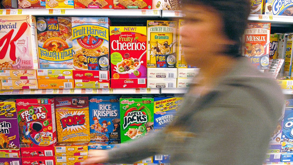 robertucraven's tweet photo. Should you really be scared about weed killer in your cereal? 
A good, well-written overview of the situation. Thx @adele_peters 
My take https://t.co/6ecweUppXw #rounddown
https://t.co/JAJ7Z7x8fi https://t.co/wA2eB4w8ws