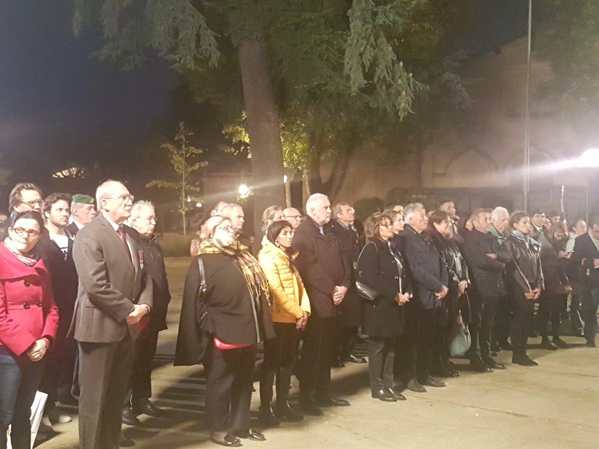 CDS0711's tweet photo. #Montpellier : Cérémonie du #11novembre pour le centenaire de la fin de la 1e guerre mondiale en présence de @Saurel_P @montpellier_ &amp; du Préfet de l #Herault Pierre Pouëssel @Prefet34. Lecture des 1600 victimes à #Montpellier. "Montpellier à ses enfants morts pour la #France"... https://t.co/4GPLH78oin
