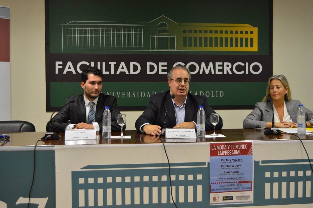 FOTOS FLICKR: bit.ly/2zJBZFv  La moda y el sector empresarial: Estefanía Luyk de <a href="/WHYNOT_EVENTS_/">WHYNOTEVENTS</a> <a href="/PabloyMayayaHat/">Pablo y Mayaya</a> y <a href="/RaulBarthe_moda/">Raúl Barthe</a> organiza <a href="/ProJoven_APJ/">APJ - ProJoven</a> en Facultad <a href="/comercio_uva/">Facultad de Comercio y RR.LL.-UVa</a> patrocina <a href="/cajaruralzamora/">cajaruralzamora</a> ¡GRACIAS!