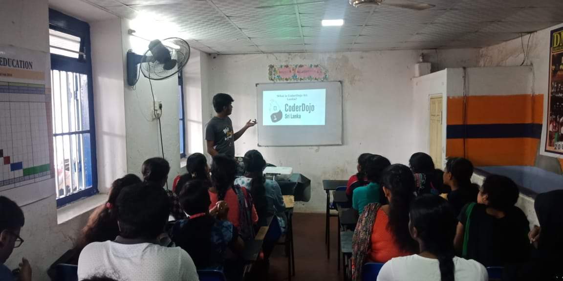 CoderDojoLK's tweet image. CoderDojo on-boarding session for Northern Province Dojos was held on 29th of October 2018 at DMI Educations Jaffna. #CoderDojo #CoderDojolk #STEMUP #STEM #LKA