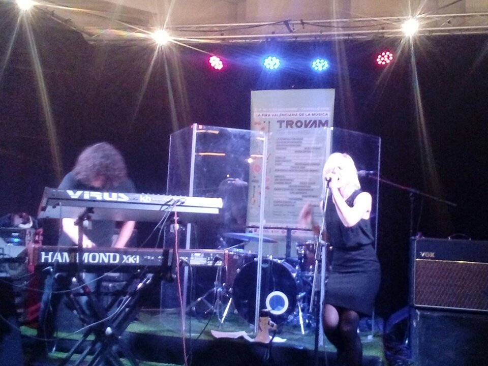 jero22ind's tweet photo. #live. @Myvestal en @proweekendfest https://t.co/uTx2AqLC5L