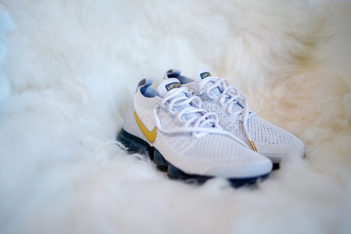 air vapormax 2 vast grey metallic gold