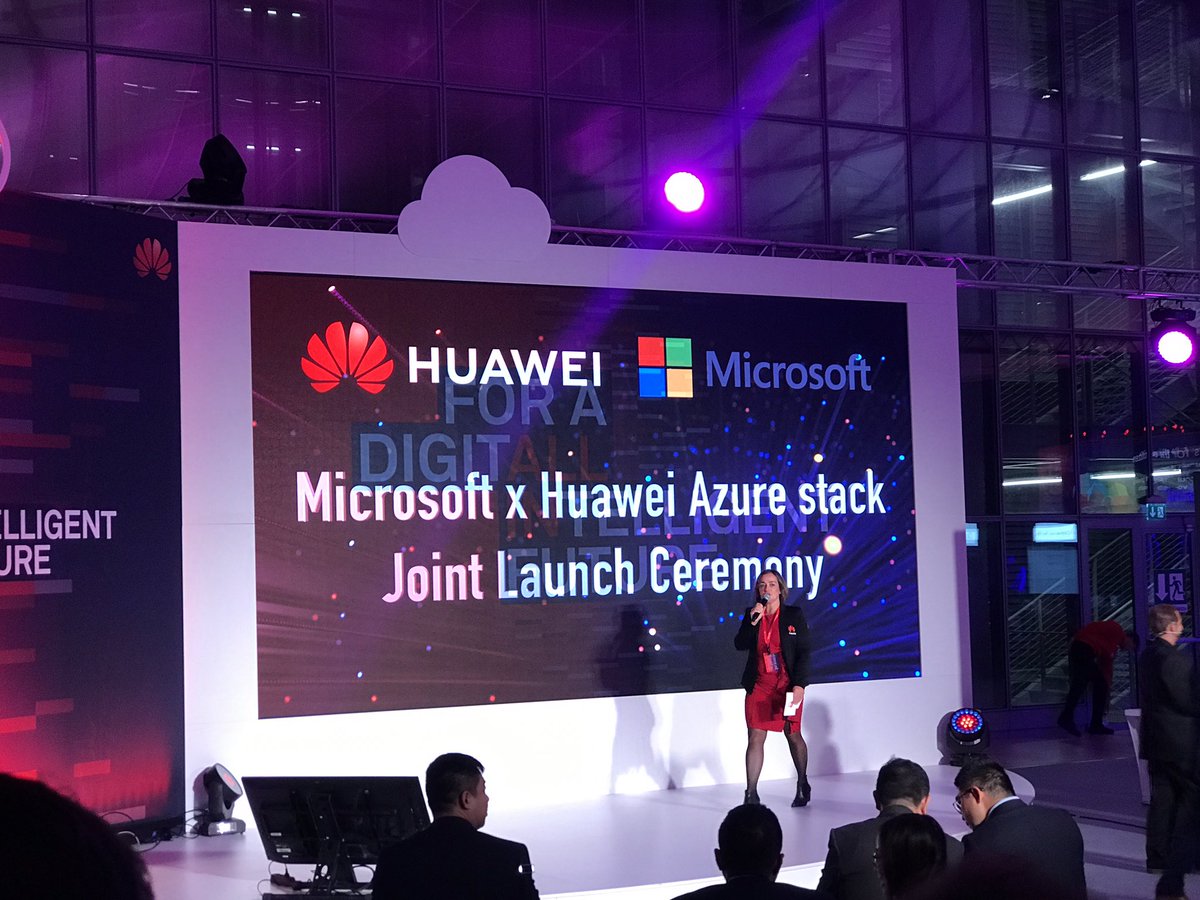 virtualshocks's tweet photo. @MDcloud attending @Huawei eco-Connect Europe 2018 in Rome, an innovation event for cloud providers.
#huawei @_ezegarcia_ https://t.co/XmkSn2RS3B