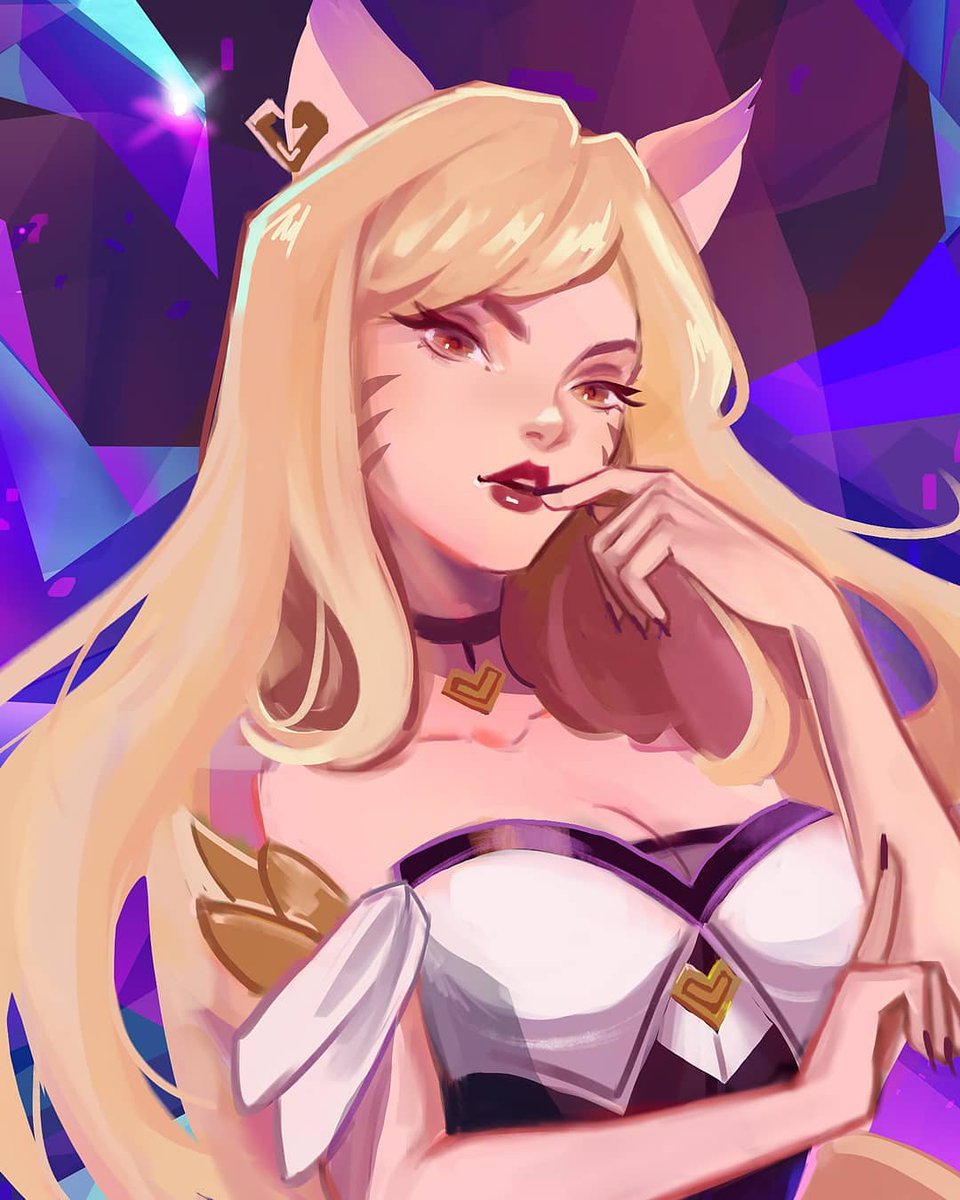 moonmistix's tweet photo. She came, she seen, she conquered my wig #kda #Ahri #lol https://t.co/rbK7WzUxk4