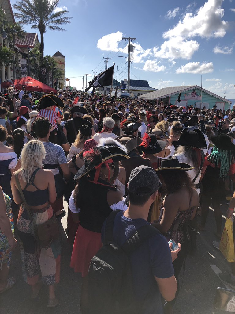 Cayman_Islands's tweet photo. A sea of pirate lovers! #PiratesWeek2018 https://t.co/otJTO7SFpv