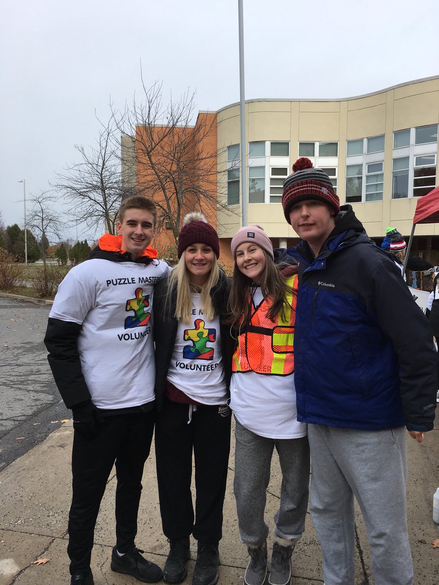 Katstockdale2's tweet image. Had a great time today helping out @SamSwinwood @giadamianakos @AshleyPitcher3 in their 5k run , that supported autism awareness! @childrenatrisk #community #puzzlemasters #jmsshpa11