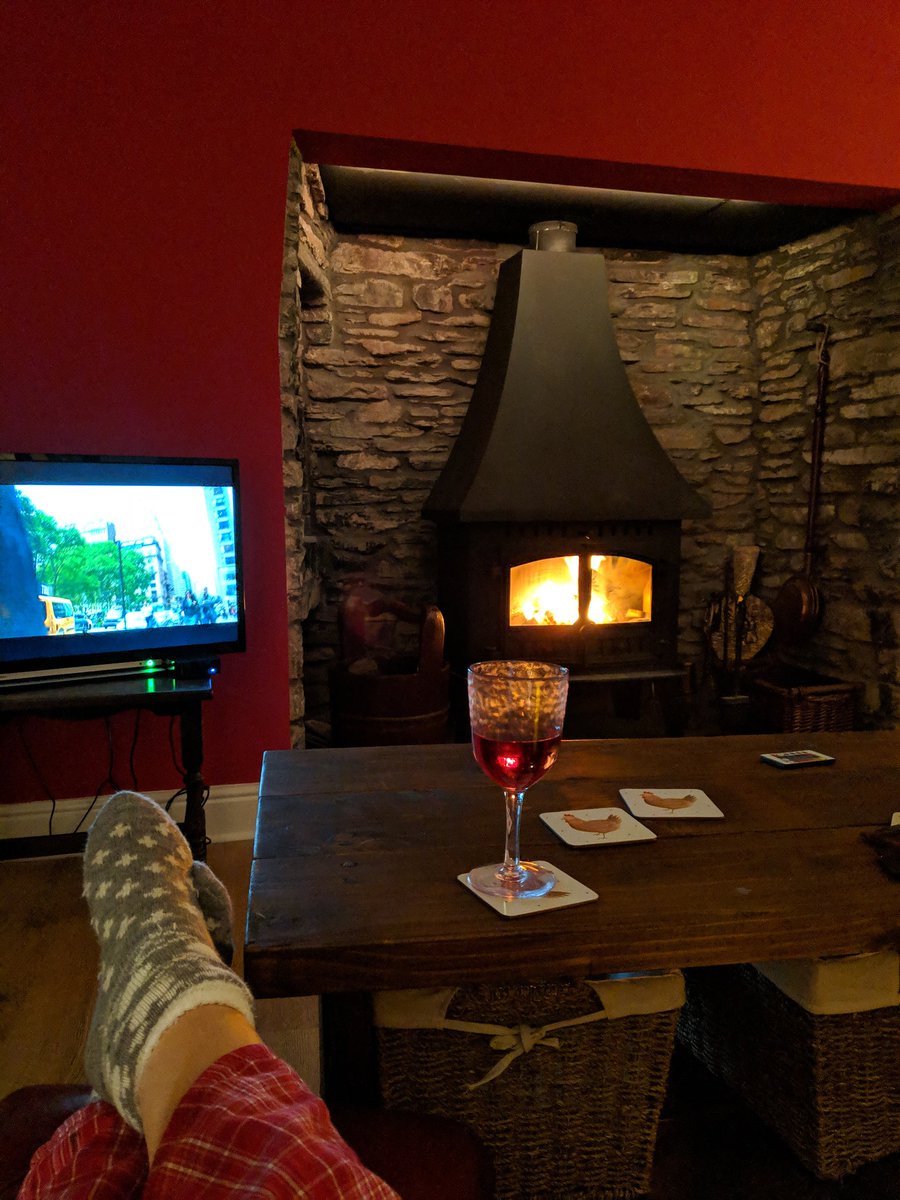 Feet up, fire on <a href="/TyFfarm/">Ty Ffarm at Gellilwch</a> 🔥🍷