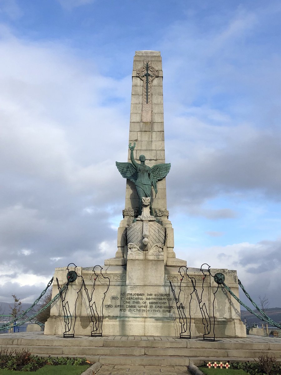 discinverclyde's tweet photo. Tommies held silent vigil at cenotaphs and memorials across #Inverclyde ##Scotland today. Photos by @inverclyde #PortGlasgow #Greenock #Gourock #InverclydeRemembers #Remembrance2018 https://t.co/8jbrm5RLmD