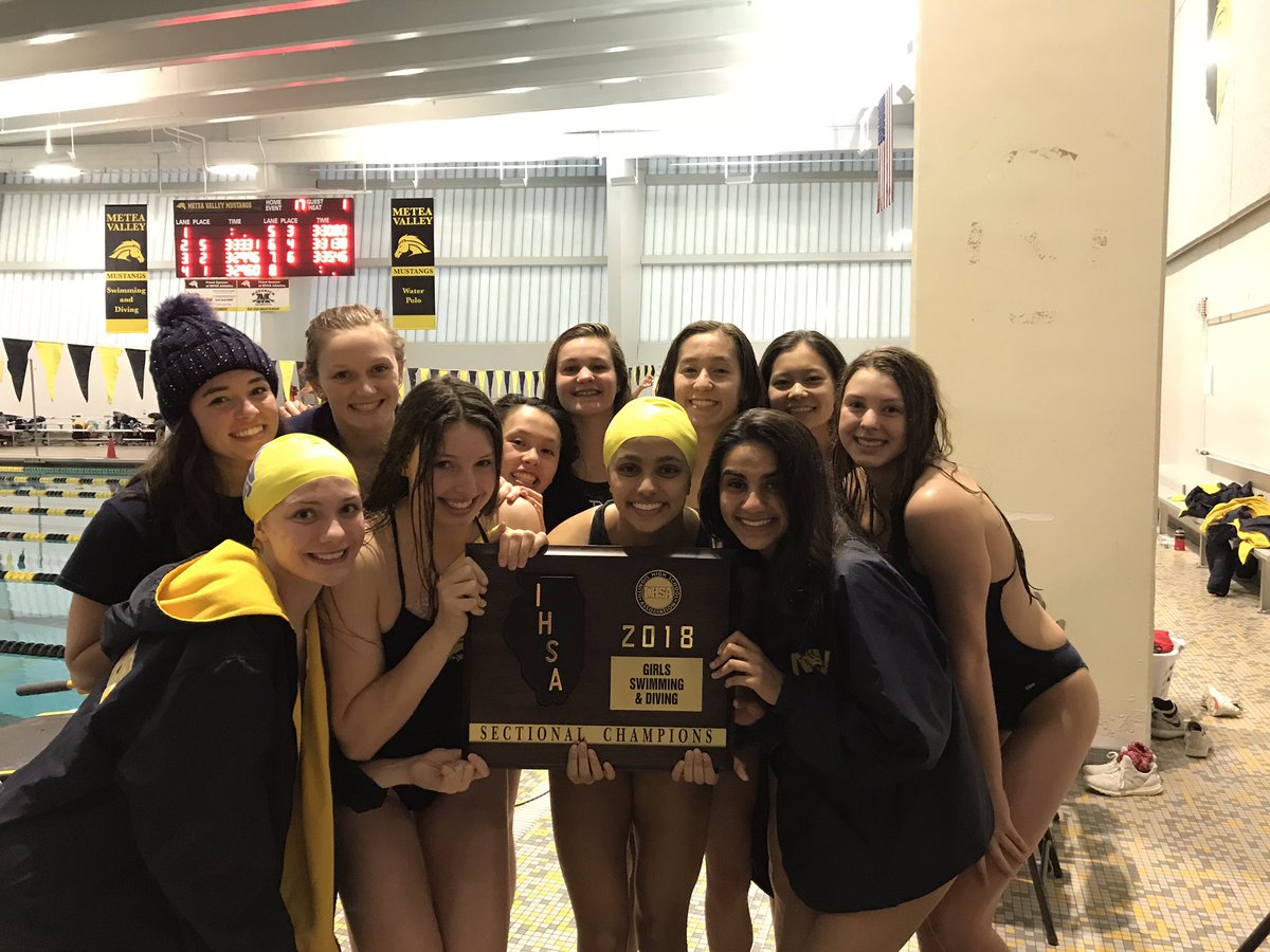 swimNVdiveNV's tweet photo. Sectional champs!!!! https://t.co/x5iIIr97vc