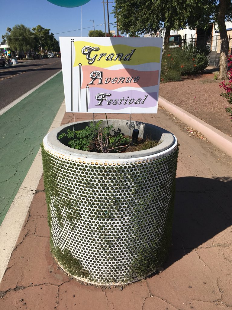 loveyrblockPHX's tweet photo. Check out the “Adopt a Planter” project at the Grand Avenue Festival. This is just one of the many types of projects you can apply to do. 🌿🌵 GAMA - Grand Avenue Members Association https://t.co/HshtSrjGkY