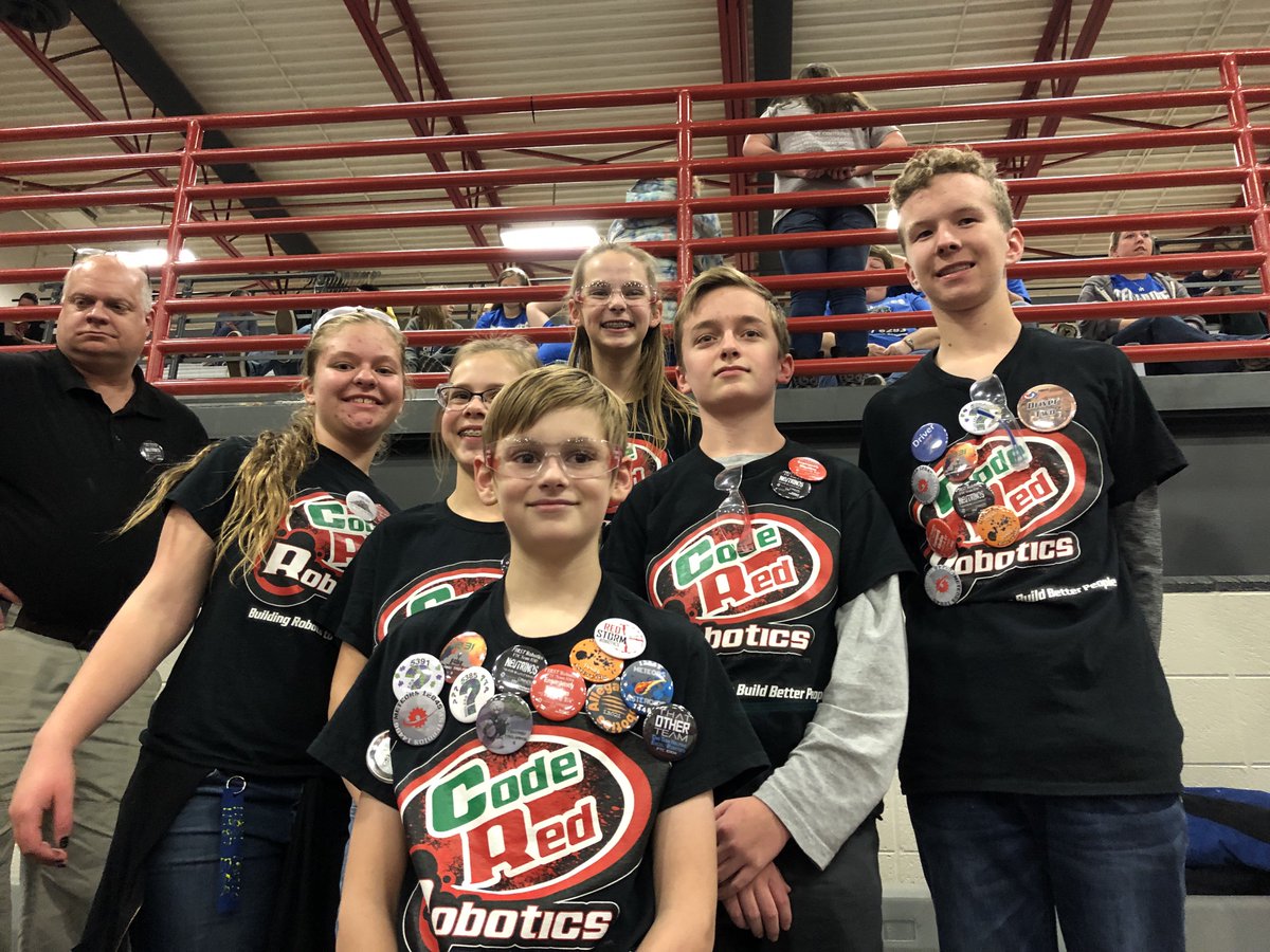 Congratulations to 5383 Neutrinos along with team Captain 11531 and team 11987 for WINNING the Kentwood FTC Competition!! #omgrobots #roverruckus