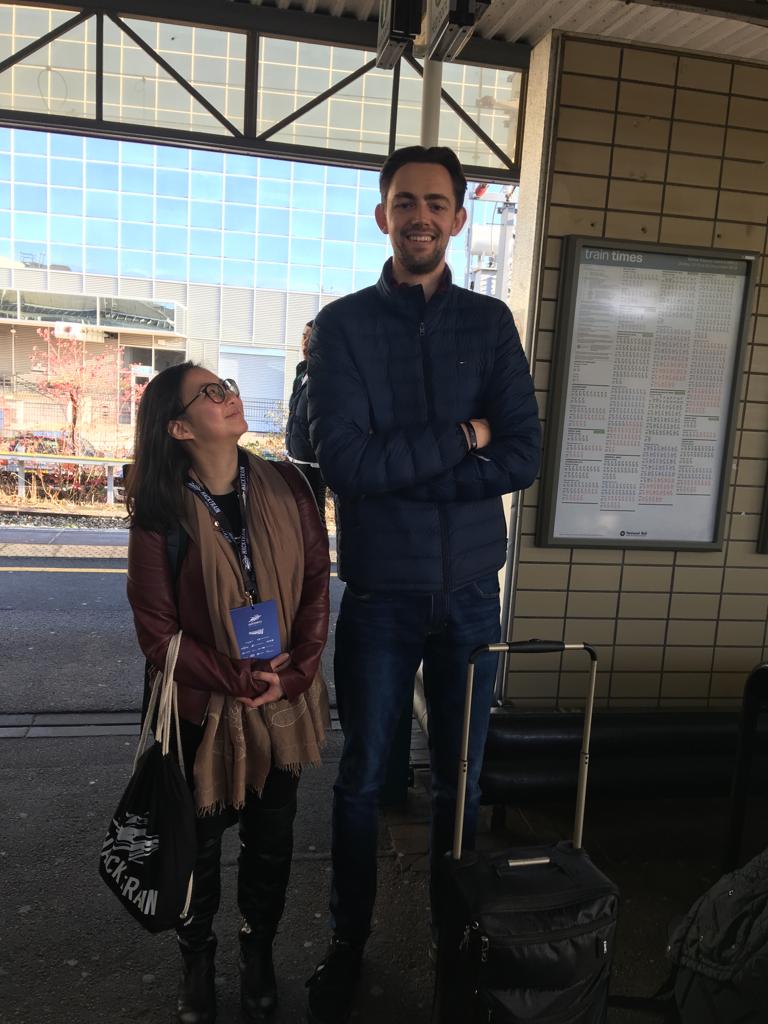 hackpartners's tweet image. We have all kinds of participants onboard #HackTrainUK ; from tall to short and female to male. Here's Phoebe asking Tom "What's the weather like up there?" #HackTrain5