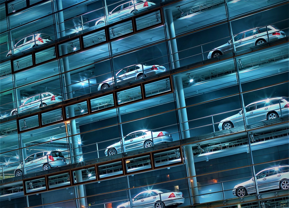 kdarby's tweet photo. By 2023, 30% of #manufacturing companies with more than $5B in revenue will have implemented #Industry40 pilot projects using #blockchain, up from less than 5% today according to Gartner. https://t.co/qagyfTcGDv https://t.co/tIXYV7NLzi