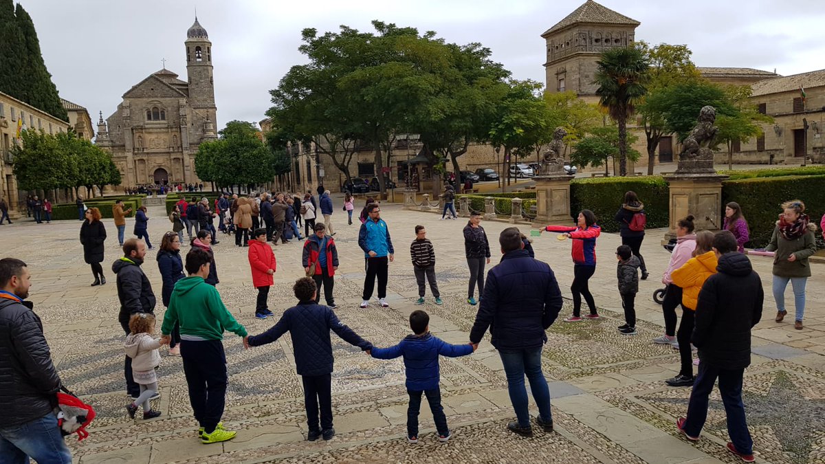 X ANIVERSARIO | A lo largo del día de ayer, 10 de noviembre, nuestro Grupo Joven junto al Grupo Joven de la Cofradía Oración Úbeda celebraban unas actividades en conmemoración de la unión de ambos grupos cofrades en el X Aniversario de Jóvenes con Gracia. ¡Gracias a todos!