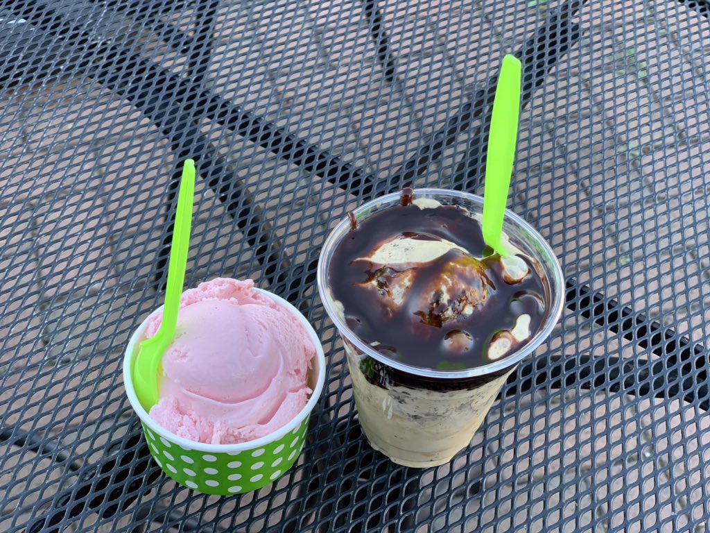 Food Diary of a City Girl (@citygirlcece) on Twitter photo It may have been 40 degrees 💨outside today but we took an 🍦 break and ordered some classic strawberry 🍓and the newest salted caramel Oreo from <a href="/_FRESHicecream/">FRESH Local Ice Cream</a> . A true fanatic has 🍨 🍦 anytime of the year, IMO. Who else eats ice cream during sweater weather?? 🙋🏻♀️🙋🏻♀️ #carync It may have been 40 degrees 💨outside today but we took an 🍦 break and ordered some classic strawberry 🍓and the newest salted caramel Oreo from <a href="/_FRESHicecream/">FRESH Local Ice Cream</a> . A true fanatic has 🍨 🍦 anytime of the year, IMO. Who else eats ice cream during sweater weather?? 🙋🏻♀️🙋🏻♀️ #carync