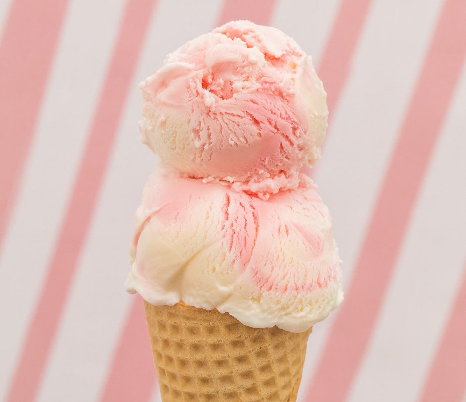 There’s something about rich, palate-cooling white chocolate and peppermint that feels so holiday. Which is why Jeni first started making this flavor almost two decades ago. White Chocolate Peppermint is now available! 
jen.is/2AWa72v