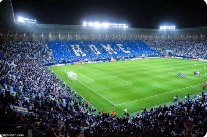 m7md__F16's tweet photo. لاشفتها ترعد وتبرق
والريح ريح شماليه
تأكد ان المطر أزرق
والليله هذي هلاليه💙

#صباحات_الهلال 
#الهلال_الوحده https://t.co/YX8FqiLf4I