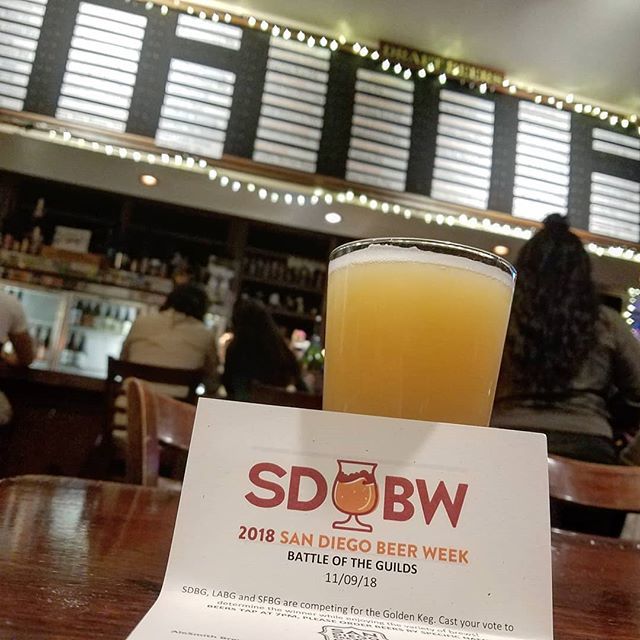 drink30th's tweet image. Can&apos;t imagine it was a close competition. I bet #sdbeer rolled. Very cool #sdbeerweek event though. @halfdoorbrewingco House of Hops #IPA. @toronadosd
.
.
.
#drink30th #craftbeer #drinksd #drinknorthpark #beerporn #sdbeer #drinkSoCal #drinklocal #instabe… ift.tt/2Fi8aBX