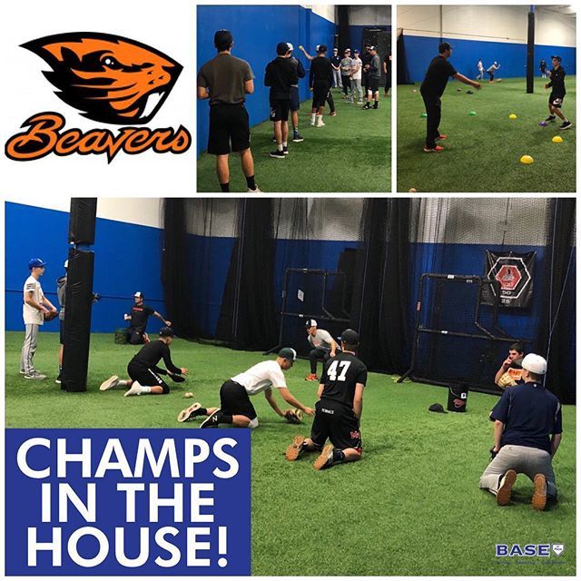 BASEbyPros's tweet photo. BIG THANKS to @oregonstate Beavers baseball coaches, winners of the 2018 College World Series, for hosting a camp at our facility today! #osu #osubaseball #baseball #training #baseballtraining #catching #infielding #pitching #collegeworldseries #offseaso… https://t.co/cd1h1MUNXo https://t.co/m0M3WsnFbc
