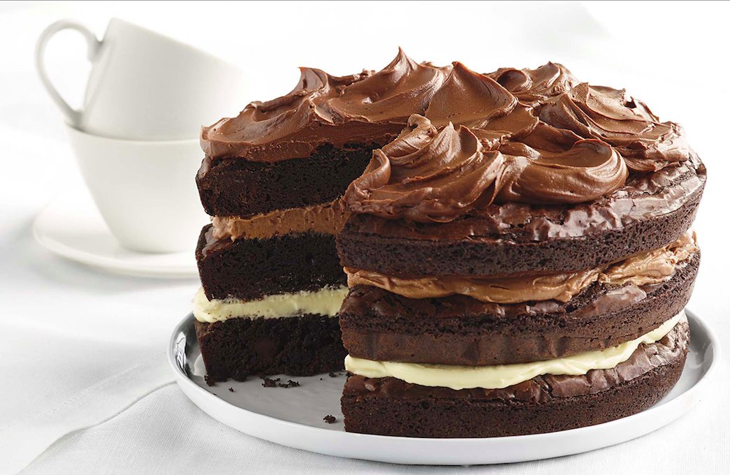 lakeprincess's tweet photo. Your dessert distraction for this evening is this scrumptious "Ombre Brownie Cake" from Ghiradelli. In fact, here's the recipe:
https://t.co/JF24Qdcpa9
You have 39 minutes left in the film.
#Svengoolie @Svengoolie #lakeprincess #metv https://t.co/sfmRd0O1WM