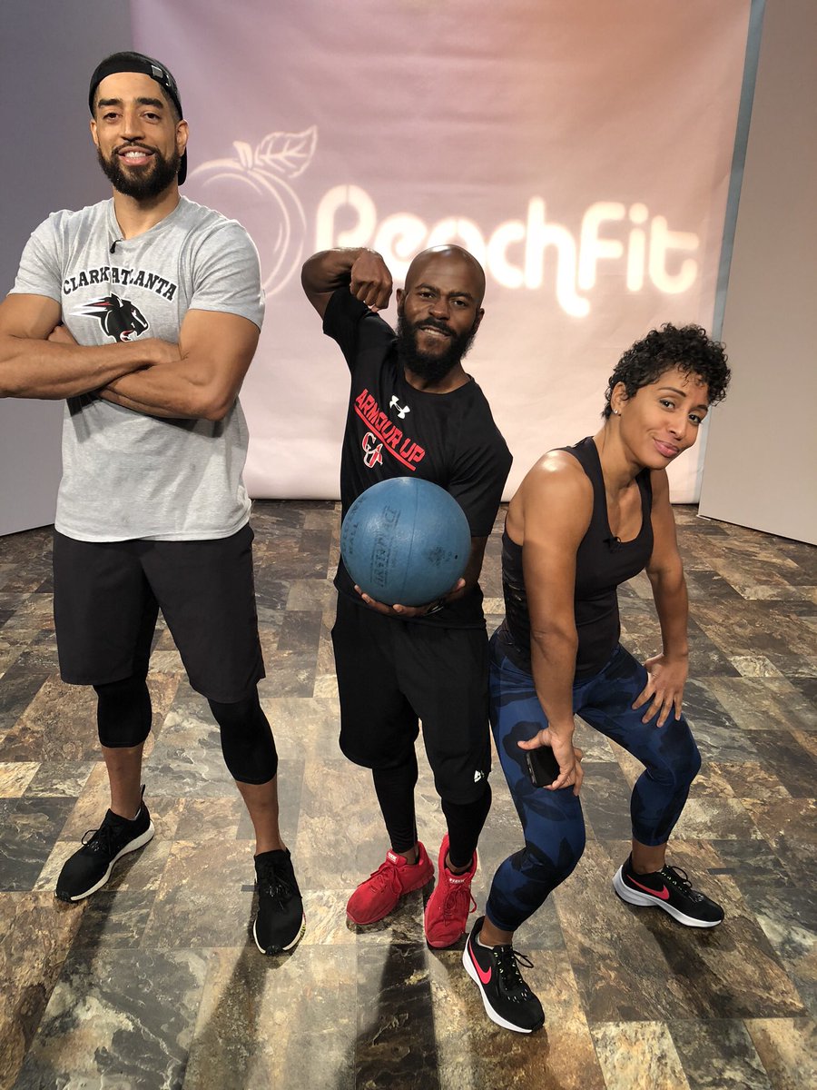 _peachfit's tweet image. Our stars Kara &amp;amp; Jermaine with Clark Atlanta University’s Marcus Kendrick💪🏽🐾 #peachfit #clarkatlantauniversity #fitnessworkout @boss1dawg @pantherfitcau