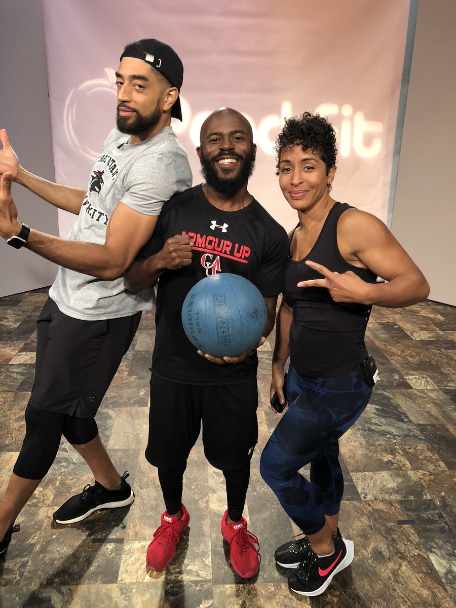 _peachfit's tweet image. Our stars Kara &amp;amp; Jermaine with Clark Atlanta University’s Marcus Kendrick💪🏽🐾 #peachfit #clarkatlantauniversity #fitnessworkout @boss1dawg @pantherfitcau