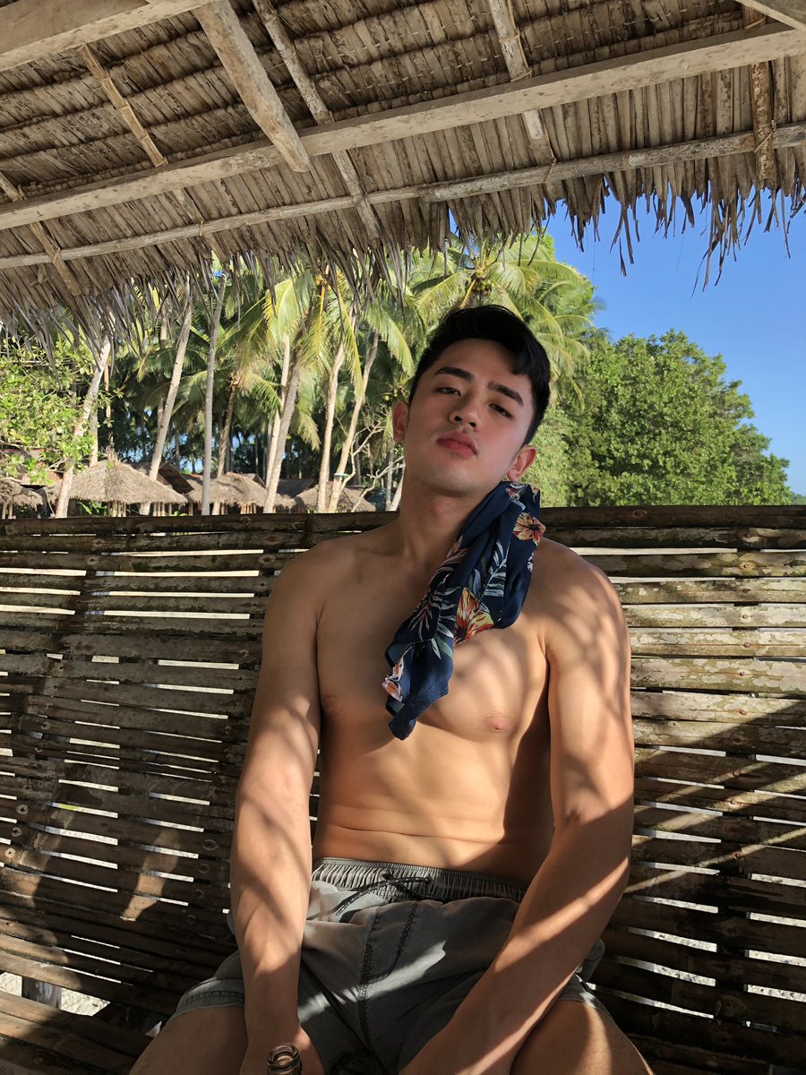 davidlicauco's tweet photo. Tambay tayu 🤪 https://t.co/Ps66qrrbxl