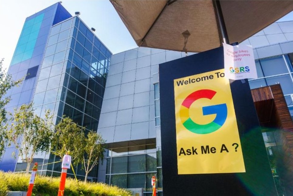 vishnu_saxena's tweet photo. Why Did Google Hire Geisinger CEO Dr. David Feinberg. Interesting analysis. 
https://t.co/eXUTGDQiVK
#homehealth #AI #wearable #BigData #pinksocks #hcldr https://t.co/00wfTRk7TF