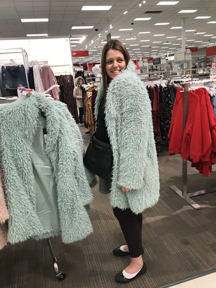 thomas_beraldi's tweet photo. My wife @em10m is the classiest lady on the block. #targetadventures https://t.co/PzfiWMypKn