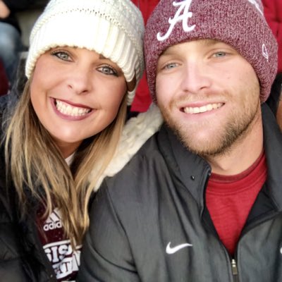 coachbeall07's tweet photo. Hail State 🐶🐾 &amp; Roll Tide 🐘#RelationshipDivided  #NewProfilePic https://t.co/ZtdNhPFOY9