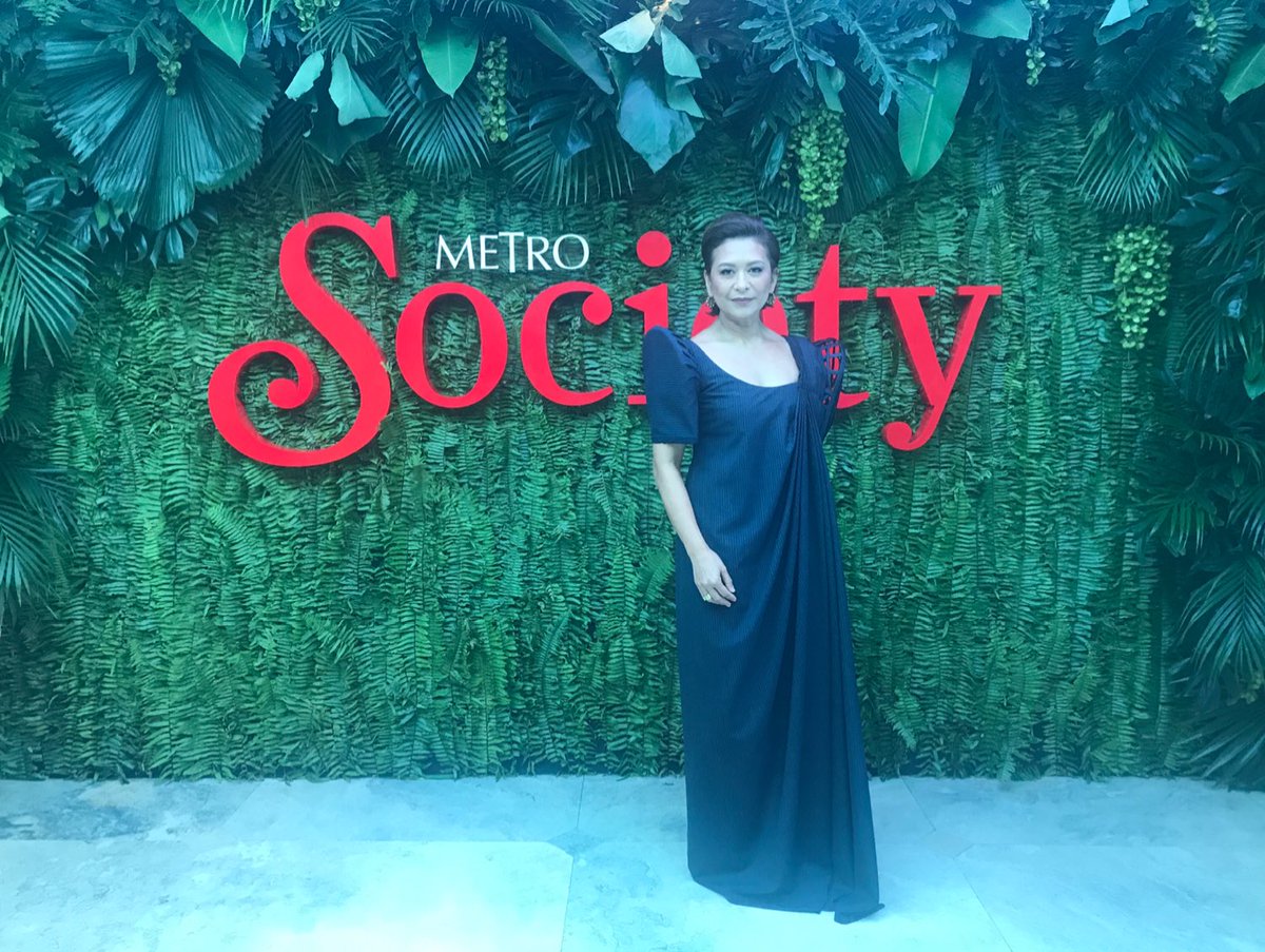 cesdrilon's tweet photo. At the #KaLIKHAsanball of #MetrosocietyforBantayKalikasan My terno by #JoeySamson is bipolar. https://t.co/K8Hvu9Ct55