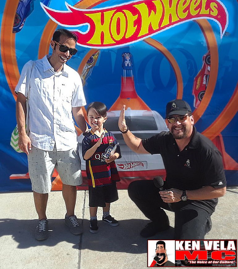 KenVelaMC's tweet photo. The Hot Wheels experience...interviewing the winner! So blessed to be part of it! The kids had a blast and so did I!!!
.
.
#kenvelamc #wikdvoice #voiceofcarculture #kenvela #voice #Wikdkustoms #voicecoach @kenvelamc @hotwheelsofficial @theadmorg @maxcomedian https://t.co/tkoVMOM79c