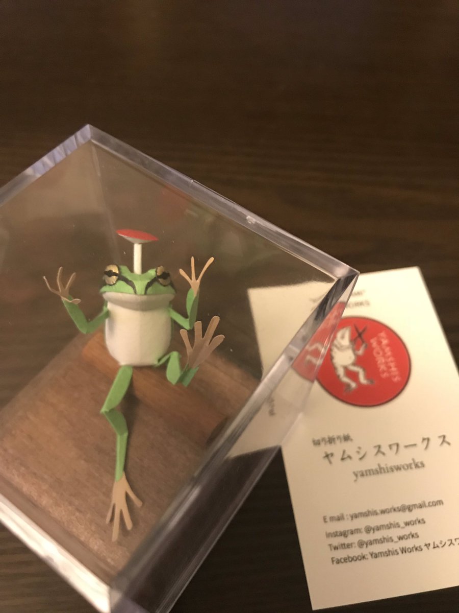 taitian55's tweet photo. 【デザフェスお迎え品①】
ヤムシスワークスさんの蛙
可愛い♡このビックリポーズww
このお腹の膨らみとか、キノコの接着部分とかとても繊細な作業が感じられる。
そして可愛い!!大切なことだからもう一回言う!とにかく可愛い!!
#デザフェス #K264 #K265
#ヤムシスワークス https://t.co/40DbcAvHtg