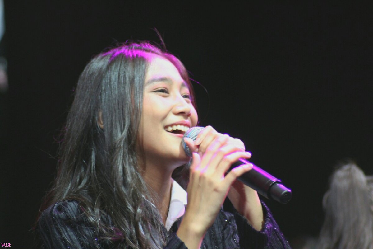 <a href="/AyaJKT48_/">Aya</a> ~