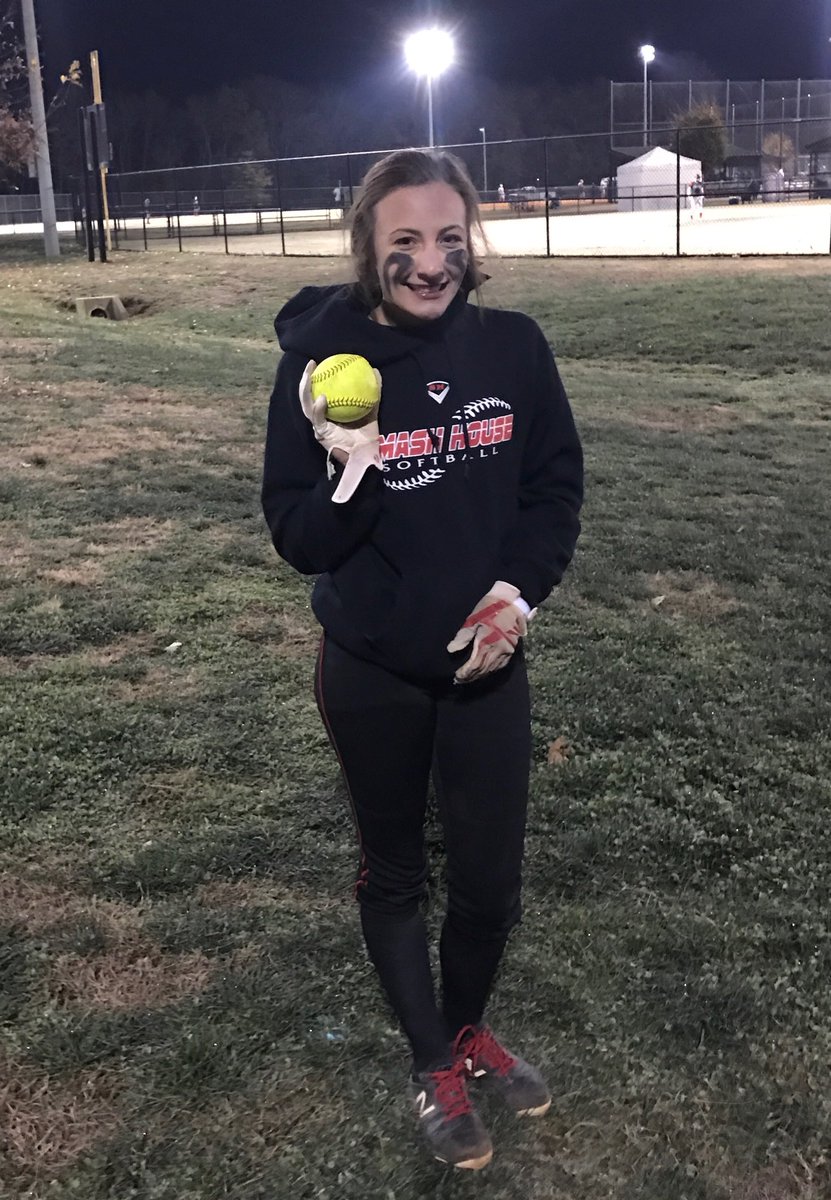 KendalHall23's tweet photo. 5-6 today with 3 RBIs and a dinger today at the PGF Showcase in Nashville!!  Back at it again tomorrow! @StriveSoftball @academy_smash @DavidandDarryl @Softball_CoachB @nortonkl @MSU_CoachJones https://t.co/kveDMfPQWF