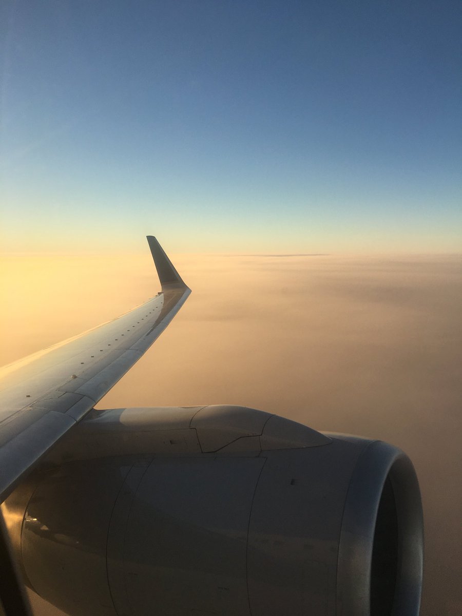 drmbierer's tweet photo. Leaving #AMERSA2018 this s was a view of the smoke blanketing the Bay Area #CaliforniaFire https://t.co/xOTenN5yhF