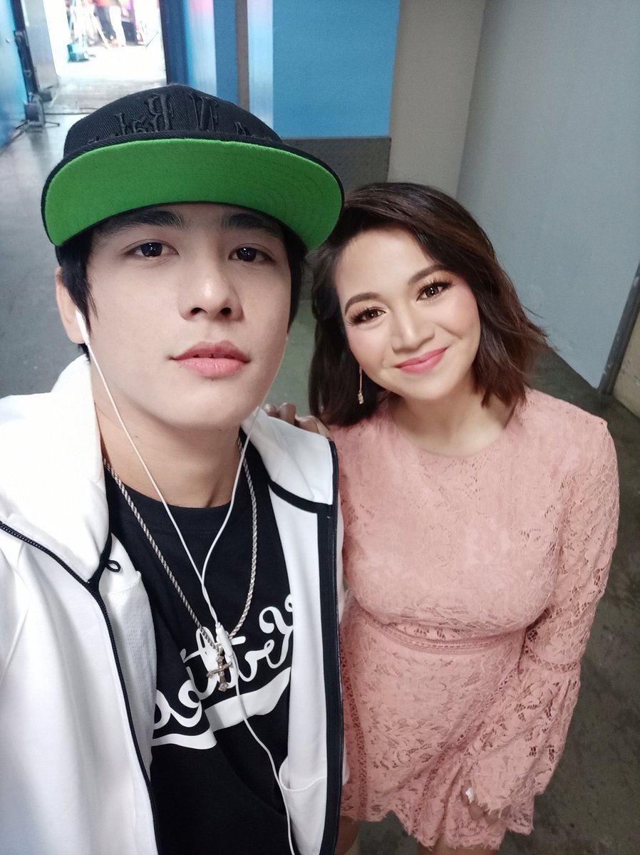 Kritiko23's tweet photo. Salamat Panginoon ❤️❤️❤️

#TeamKKK
#HimigHandog2018Kababata
#HimigHandog2018GrandFinals https://t.co/1rfYta8K4Y