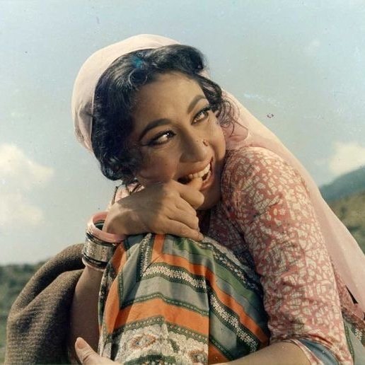  Happy 82nd birthday Mala Sinha ji! 